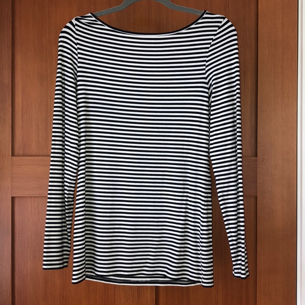 Halogen Long Sleeve V Back Striped Top